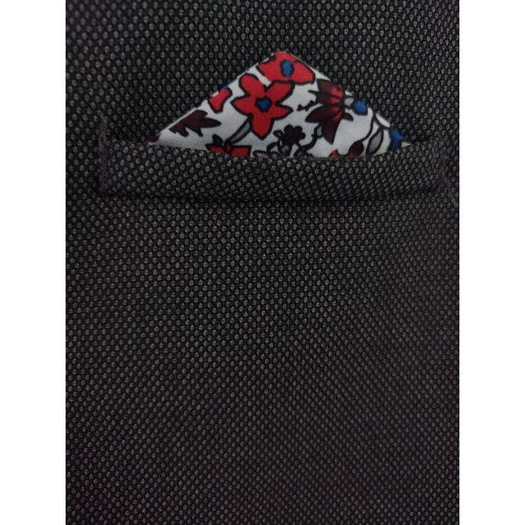 Wonder Nation Boys Black Polyester Vest with Decorative Pocket Square, Size 8 - Picture 2 of 7